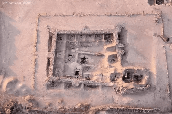 شبهة نفي أبي ذر الغفاري في الربذة